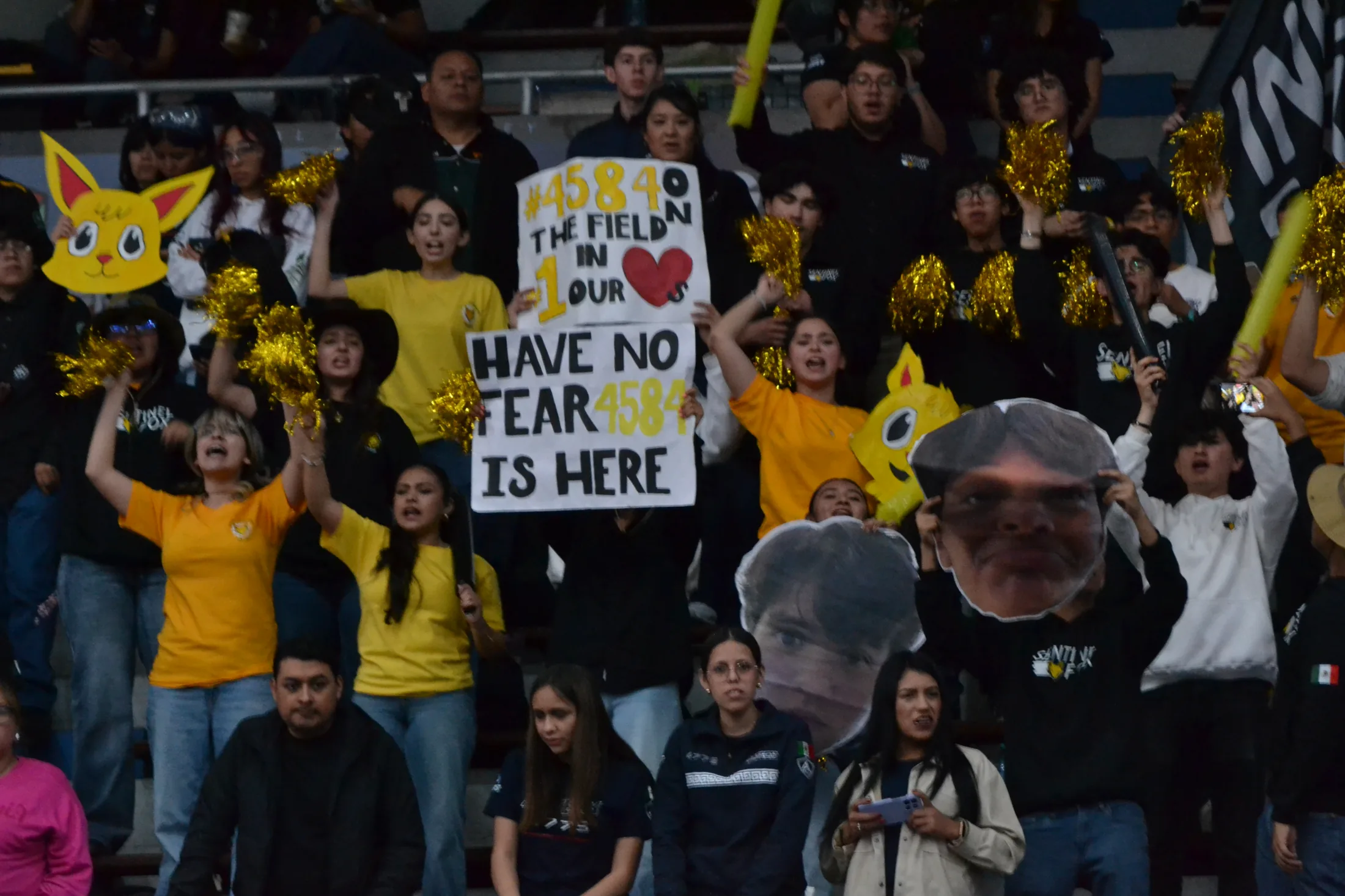 FRC students cheering